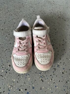 Nike Kids White and Pink Velcro Lace-Up Sneakers 13C